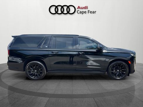 Used 2023 Cadillac Escalade ESV Sport Platinum w/ LPO, ONYX Package AWD/4WD image 6