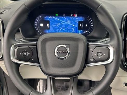 Used 2026 Volvo XC40 B5 Ultra w/ Protection Package Premier AWD/4WD image 10
