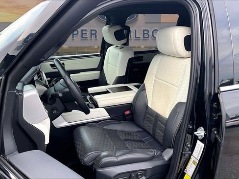 Used 2024 Toyota Tundra Capstone AWD/4WD image 26