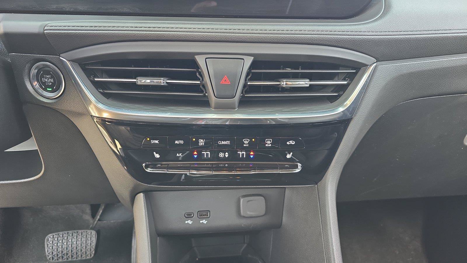 Used 2024 Buick Encore GX Avenir w/ Avenir Convenience Package AWD/4WD image 22