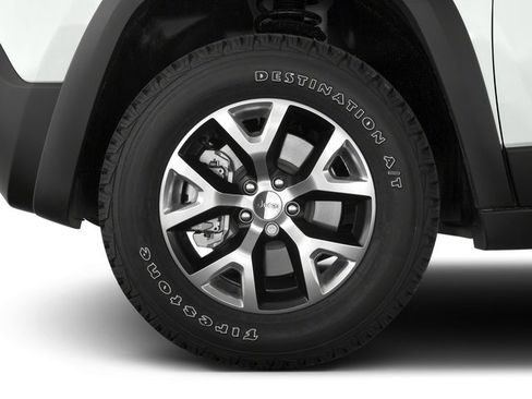 Used 2018 Jeep Cherokee Trailhawk w/ Comfort/Convenience Group image 15