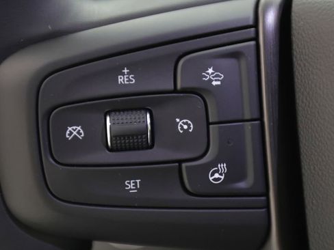 Used 2025 GMC Sierra 2500 AT4 w/ AT4 Premium Plus Package AWD/4WD image 22