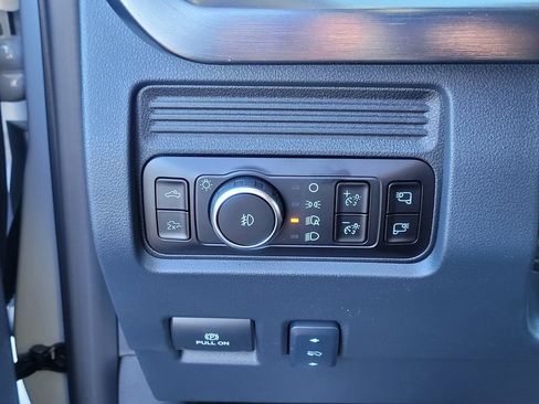 New 2026 Ford F250 4x4 Crew Cab Super Duty image 14