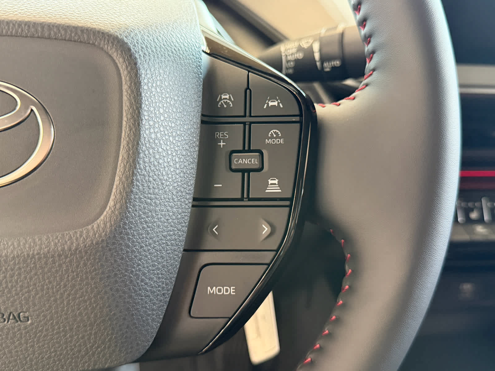 New 2027 Toyota Prius Plug-In Hybrid w/ Limited Premium Package FWD image 21