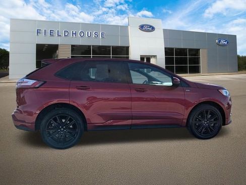 Used 2024 Ford Edge ST-Line w/ Class II Trailer Tow Package image 9