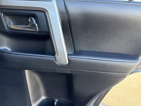 Used 2022 Toyota 4Runner Limited image 15