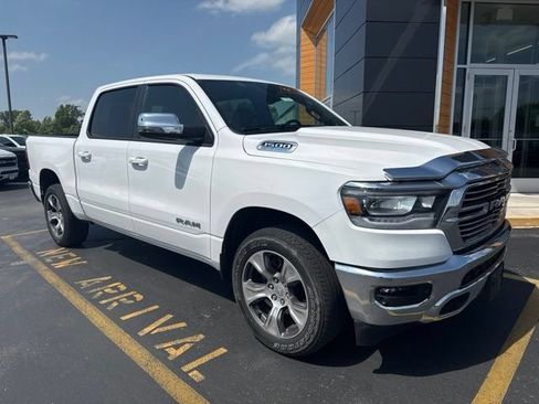 Used 2023 RAM 1500 Laramie AWD/4WD image 2
