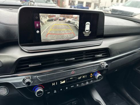 Used 2022 Kia Telluride LX image 19