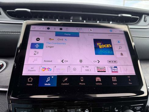 New 2025 Jeep Grand Cherokee L Limited w/ Black Appearance Package image 34