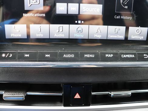 Used 2024 Mitsubishi Outlander AWD image 39