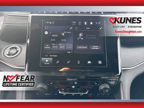 Used 2023 Jeep Grand Cherokee L Laredo image 29