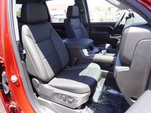 New 2025 GMC Sierra 2500 SLT w/ SLT Convenience Package image 13