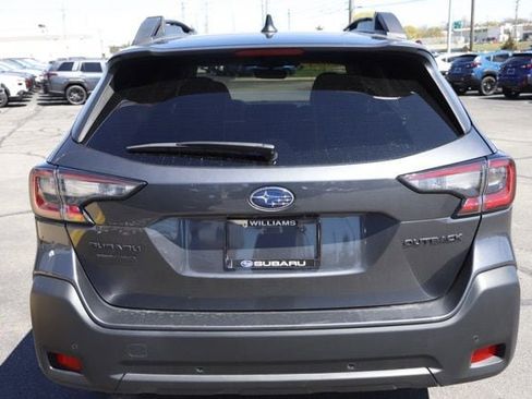 Used 2025 Subaru Outback Onyx Edition AWD/4WD image 4