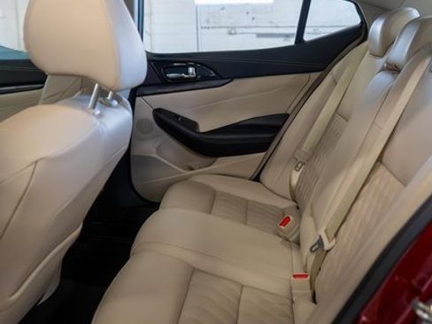 Used 2023 Nissan Maxima Platinum w/ Sport Mat Group image 12