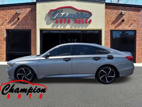 Used 2022 Honda Accord Sport image 8
