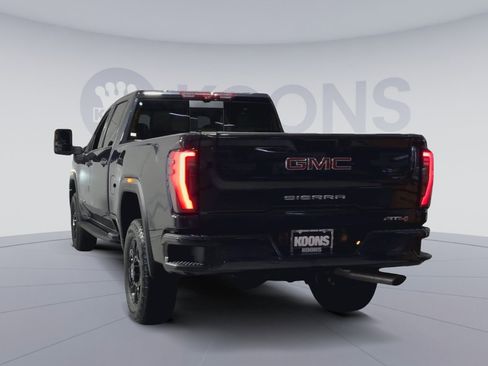 Used 2024 GMC Sierra 3500 AT4 w/ AT4 Premium Plus Package image 10