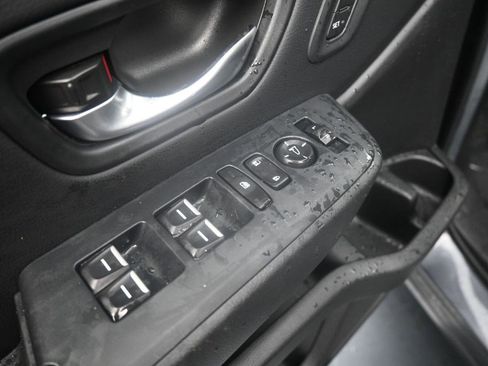 Used 2025 Honda Pilot EX-L image 19