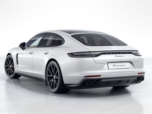 Certified 2023 Porsche Panamera 4 Platinum Edition image 3