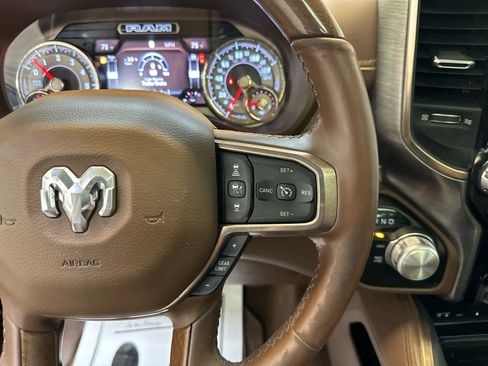 Used 2019 RAM 1500 Laramie Longhorn image 23