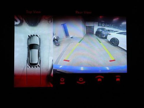 Used 2022 Maserati Levante F Tributo image 14