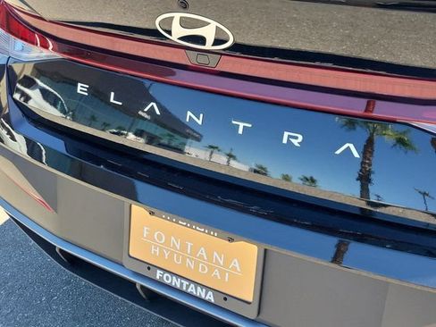 New 2026 Hyundai Elantra SEL Sport FWD image 27