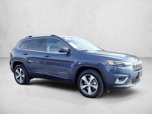 Used 2020 Jeep Cherokee Limited w/ Trailer Tow Group AWD/4WD image 6