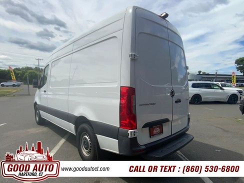 Used 2023 Mercedes-Benz Sprinter 1500 image 7