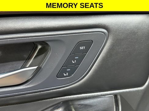 Used 2023 Nissan Rogue SL AWD/4WD image 2