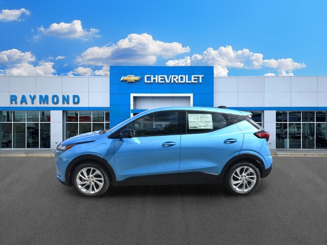 New 2027 Chevrolet Bolt LT w/ Comfort Package FWD image 7