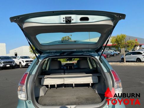Used 2015 Toyota Prius V Five w/ Advanced Technology Package FWD image 11