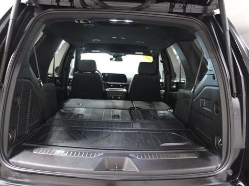 Used 2025 Chevrolet Tahoe RST image 14