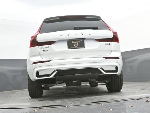 New 2026 Volvo XC60 B5 Ultra w/ Climate Package AWD/4WD image 34