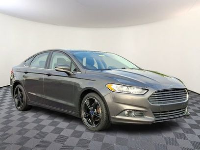 Used 2016 Ford Fusion SE