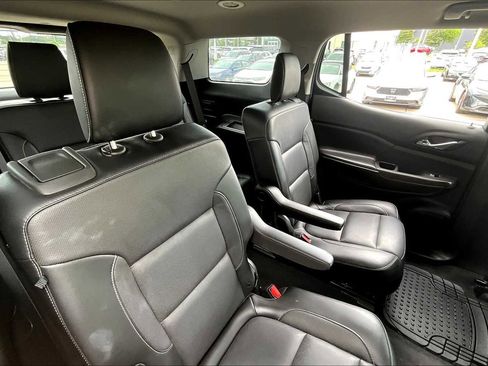Used 2019 GMC Acadia SLT image 11