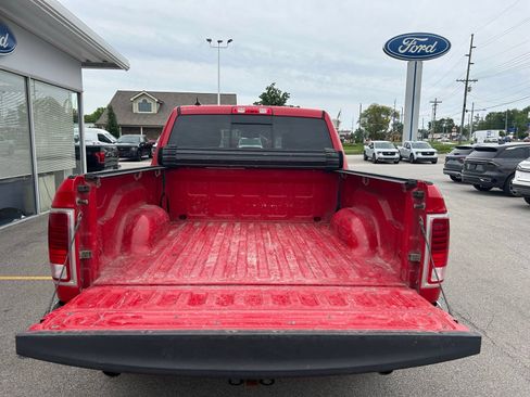 Used 2017 RAM 1500 Laramie AWD/4WD image 7