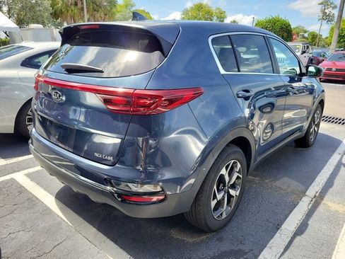 Used 2022 Kia Sportage LX FWD image 5