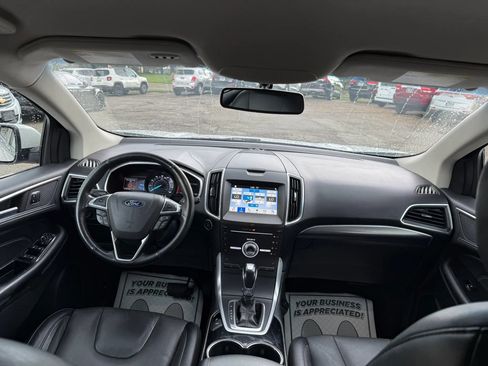 Used 2018 Ford Edge Titanium w/ Technology Package AWD/4WD image 21