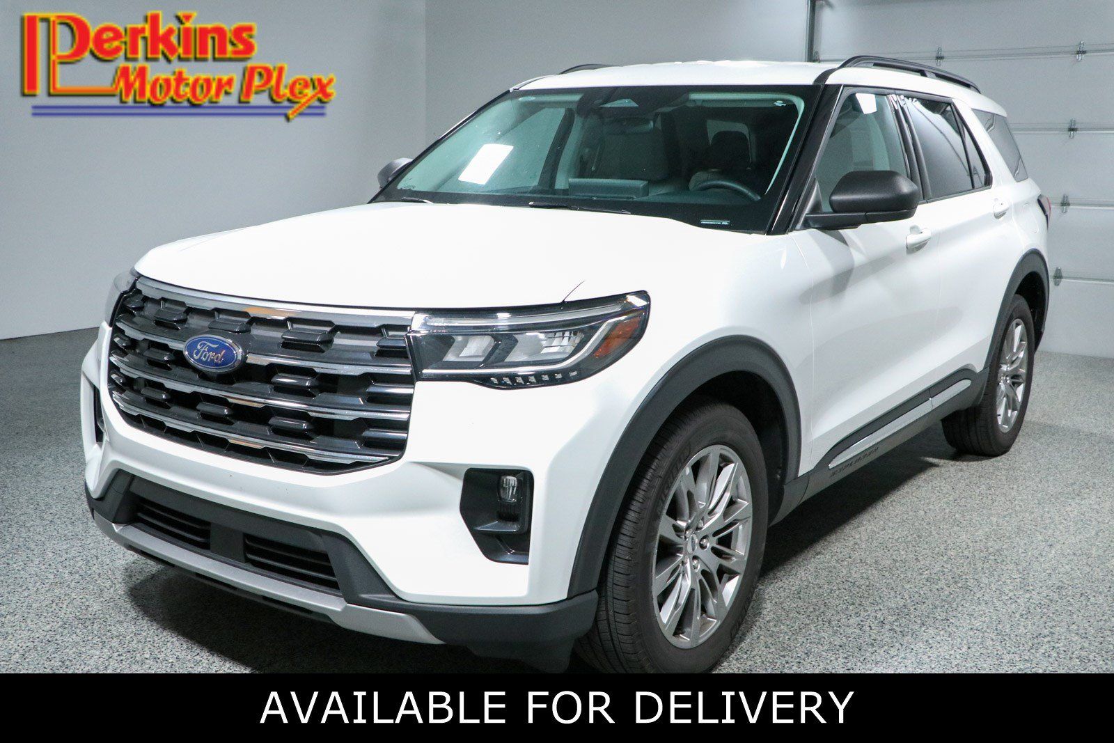Used 2025 Ford Explorer Active w/ Active Comfort Package AWD/4WD image 1