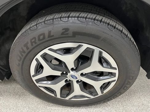 Used 2022 Subaru Forester Premium AWD/4WD image 16