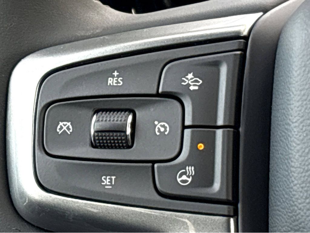 New 2025 Chevrolet Silverado 1500 LT AWD/4WD image 14