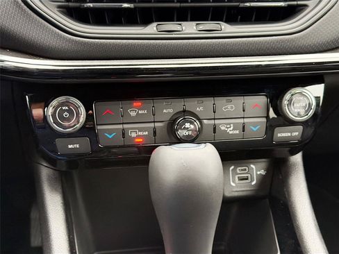 New 2026 Jeep Compass Limited AWD/4WD image 13
