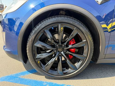 Used 2017 Tesla Model X P100D image 5