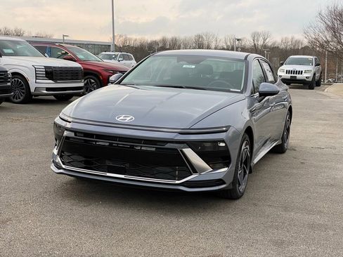 New 2026 Hyundai Sonata SEL image 3