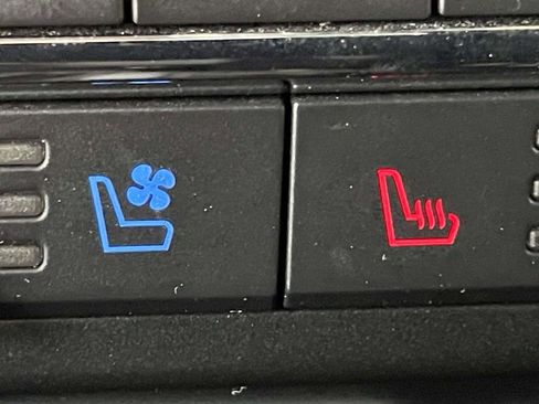 Certified 2022 Ford F150 Lariat image 19