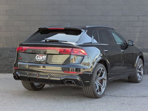 New 2026 Audi RS Q8 performance image 5