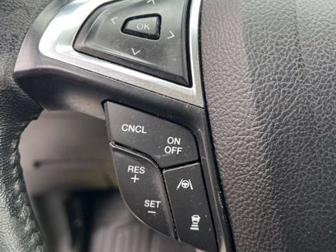 Used 2021 Ford Edge Titanium w/ Equipment Group 301A AWD/4WD image 12