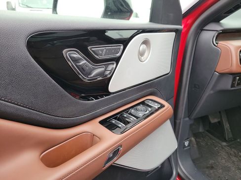 New 2026 Lincoln Aviator Reserve image 19