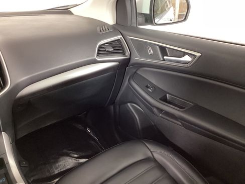 Used 2024 Ford Edge SEL image 15
