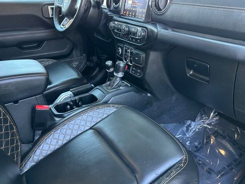 Used 2021 Jeep Wrangler Unlimited Sahara image 15