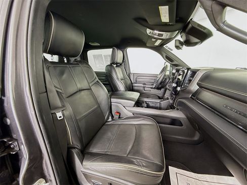 Used 2023 RAM 3500 Limited image 28